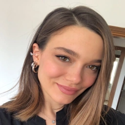 Julia Carter